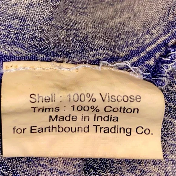 EarthBound XL WOMENS Blouse. Very delicate lightweight material - Picture 4 of 6